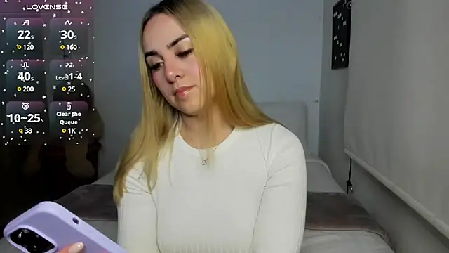 sophi mooreno online show from March 2025 02:17:02 AM