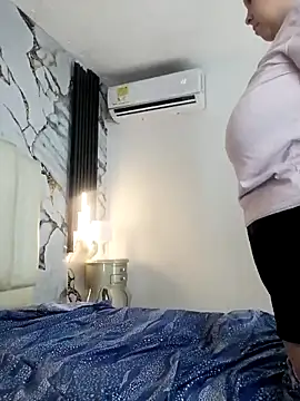 mollieblue69 online show from October 2025 01:01:01 PM