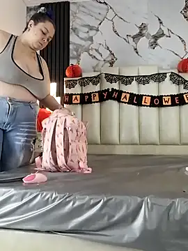 mollieblue69 online show from October 2025 01:07:02 PM