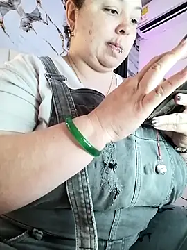 mollieblue69 online show from November 2025 01:13:01 PM