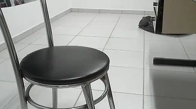 Snapshot of oliveira3tt chatting on January 2025 12:07:01 PM oliveira3tt online show from January 2025 12:07:01 PM