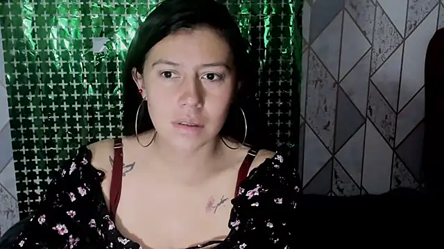 sandyquinnxx online show from September 2025 12:05:01 PM