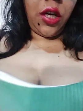 Snapshot of tharu_sweet chatting on June 2026 03:43:01 PM tharu sweet online show from June 2026 03:43:01 PM