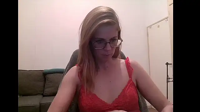 Snapshot of SavannaGirly chatting on September 2025 06:53:01 PM SavannaGirly online show from September 2025 06:53:01 PM