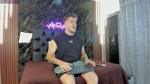 keane lee online show from November 2025 12:41:02 PM