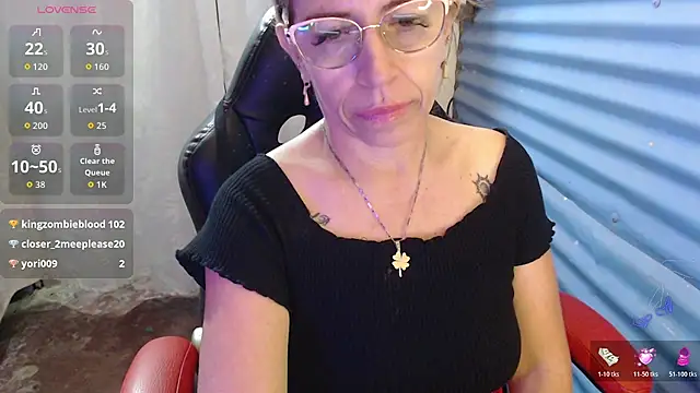 Snapshot of Chayla_Ruiz chatting on June 2026 11:29:02 PM Chayla Ruiz online show from June 2026 11:29:02 PM