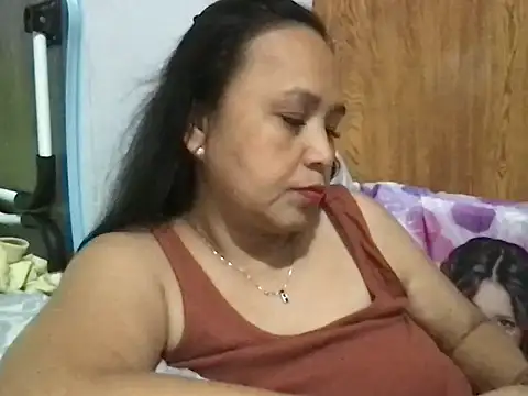 Lhadycarolyn online show from February 2025 12:47:01 PM