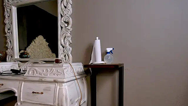 Jhoan saenz online show from February 2025 04:47:01 PM