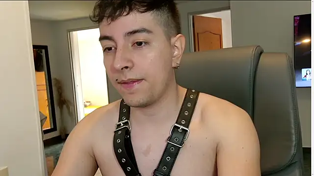 Jhoan saenz online show from September 2025 05:29:02 PM