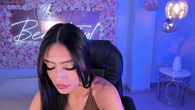 JadeEvansX online show from December 2024 04:51:02 PM