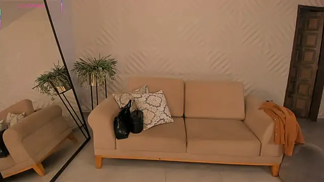 Snapshot of KateSunder chatting on June 2026 12:29:01 PM KateSunder online show from June 2026 12:29:01 PM