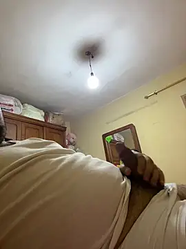 Snapshot of Dedoow chatting on November 2025 07:52:01 AM Dedoow online show from November 2025 07:52:01 AM