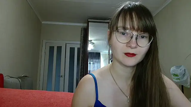 KiraGoldens online show from October 2025 06:14:01 AM