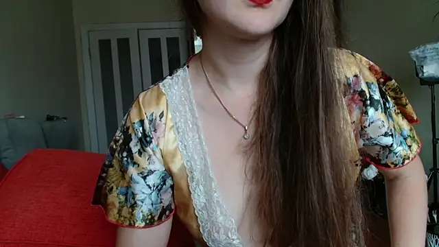 KiraGoldens online show from July 2026 06:33:03 AM