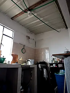 Snapshot of Bigassmommy_x chatting on February 2026 01:34:02 PM Bigassmommy x online show from February 2026 01:34:02 PM