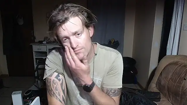 Snapshot of the-billy-blue chatting on July 2026 03:47:02 AM the-billy-blue online show from July 2026 03:47:02 AM
