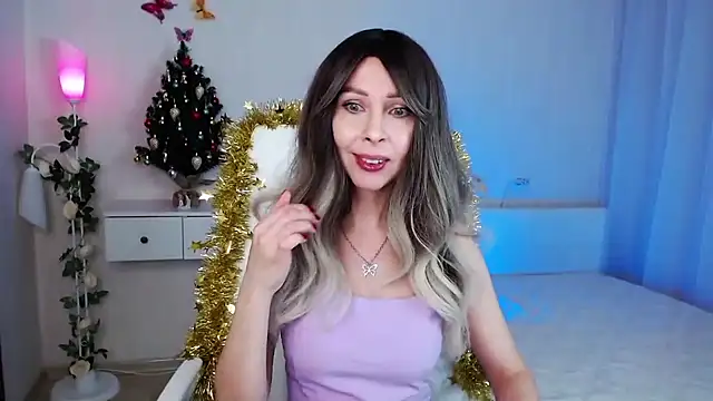 wendifoste online show from December 2024 09:32:02 PM