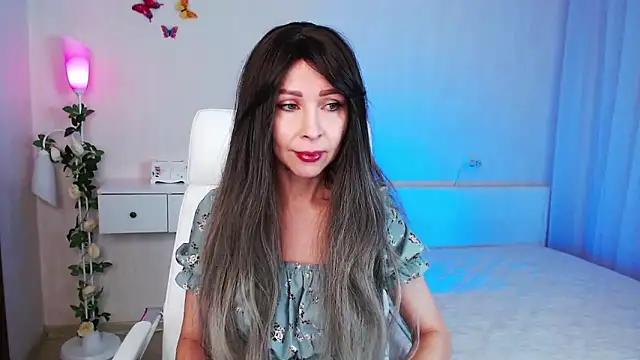 wendifoste online show from January 2025 06:23:01 PM