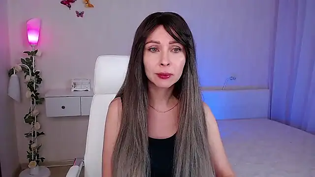 wendifoste online show from March 2025 05:54:02 PM