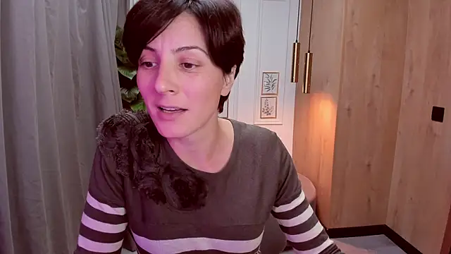 LorenDaze online show from October 2025 02:17:02 PM