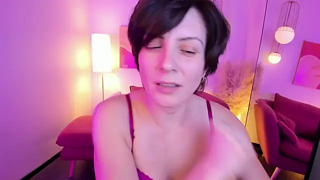 LorenDaze online show from December 2025 07:53:02 PM