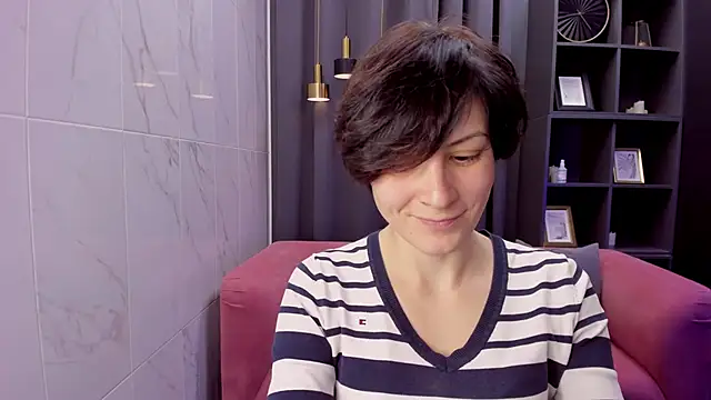 LorenDaze online show from December 2025 08:12:02 AM