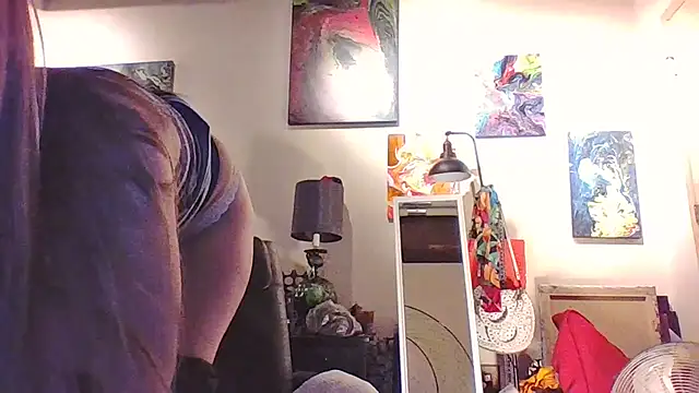 eatmeplease44 online show from November 2025 11:16:02 AM