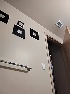 eatmeplease44 online show from February 2026 08:16:01 PM