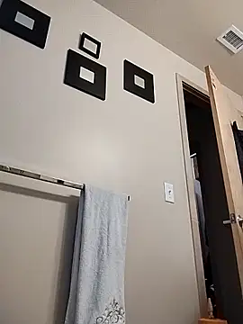 eatmeplease44 online show from February 2026 06:59:02 PM