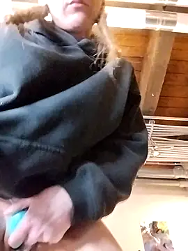 eatmeplease44 online show from March 2026 01:01:01 AM