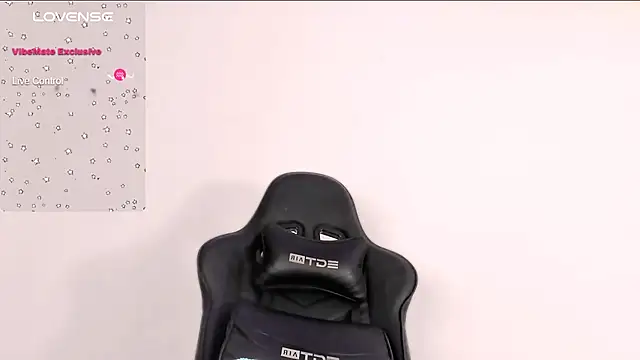 LuisaVinasco online show from December 2024 01:13:02 AM