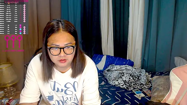 MagnificatMistress online show from October 2025 09:49:02 PM