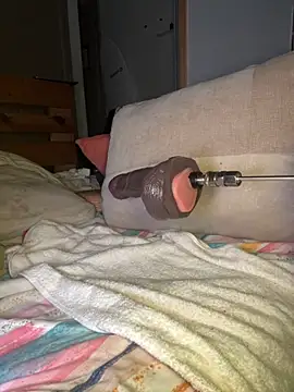 Snapshot of ROUSSH chatting on February 2026 10:38:01 AM ROUSSH online show from February 2026 10:38:01 AM