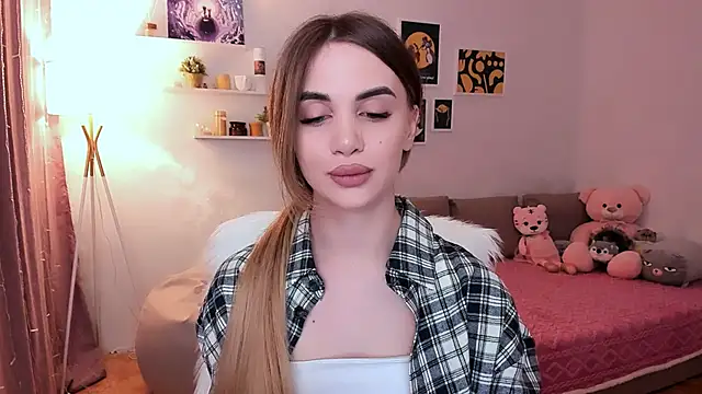 aPieceOfJoy online show from March 2025 09:20:01 PM