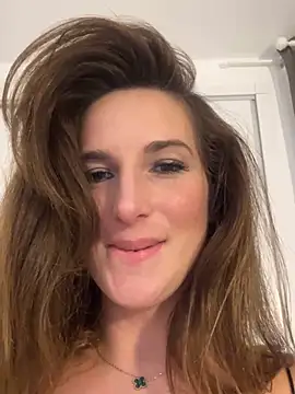 Snapshot of Thescorpionfr chatting on January 2025 11:33:01 PM Thescorpionfr online show from January 2025 11:33:01 PM