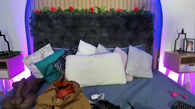 Karlagonzales  online show from March 2026 06:46:01 PM