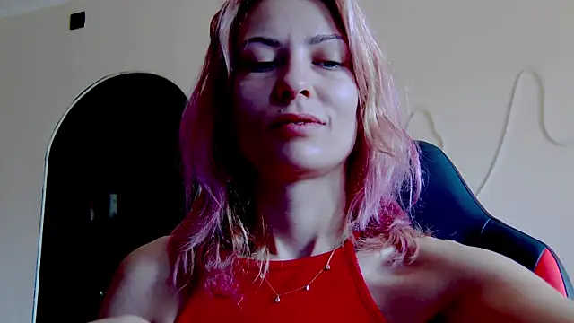 karo123421 online show from November 2025 10:39:02 AM