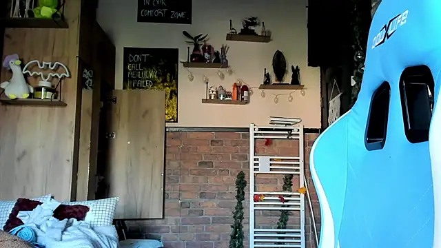 karo123421 online show from April 2026 06:19:01 AM