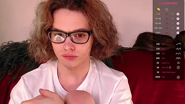 Herman Elfi online show from December 2024 11:00:01 PM