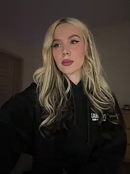 xDinnax online show from April 2026 07:58:01 PM