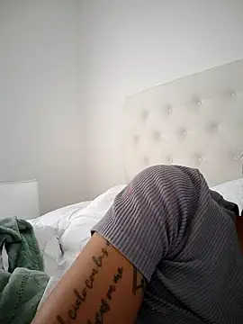 Leaberry online show from January 2026 02:21:02 PM