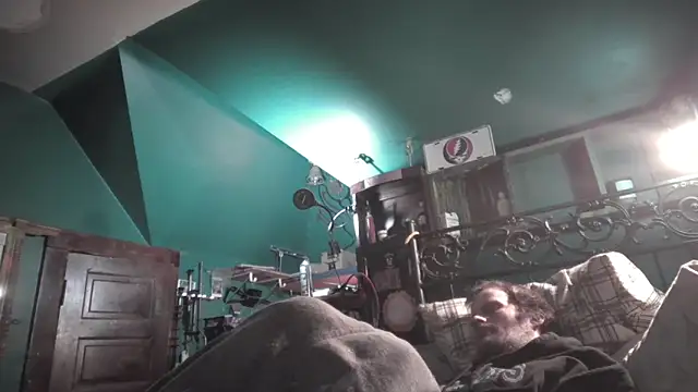 charactrzero online show from April 2026 06:19:01 AM