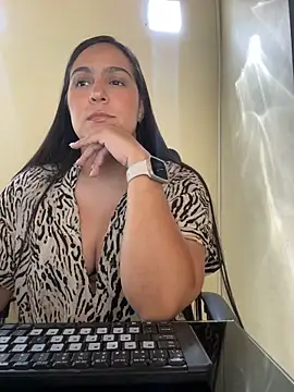 kendall 52 online show from March 2026 03:28:02 PM