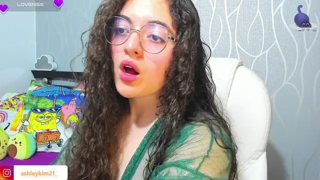 Snapshot of AshleyKim_ chatting on February 2026 12:14:02 AM AshleyKim online show from February 2026 12:14:02 AM