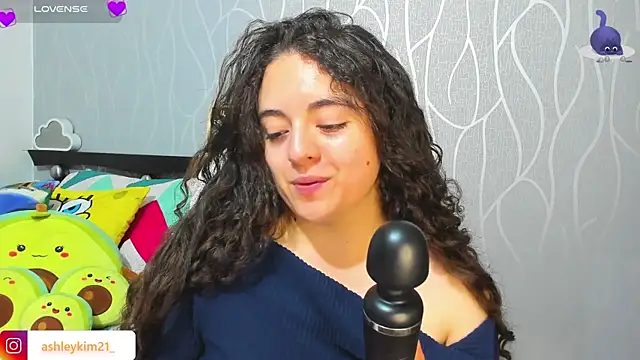 Snapshot of AshleyKim_ chatting on March 2026 12:38:01 AM AshleyKim online show from March 2026 12:38:01 AM