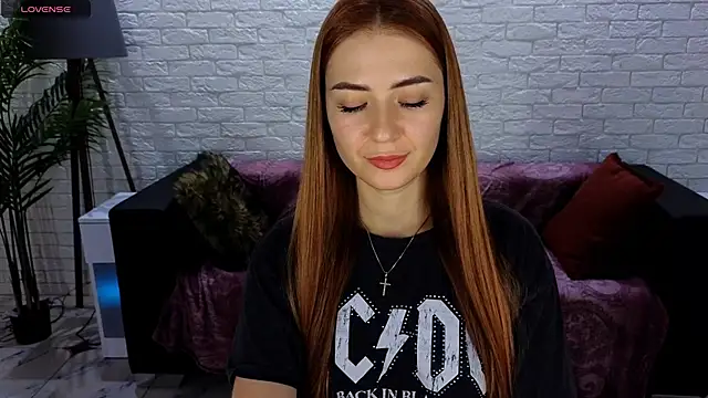 Adelyna Bird online show from January 2025 12:21:01 PM