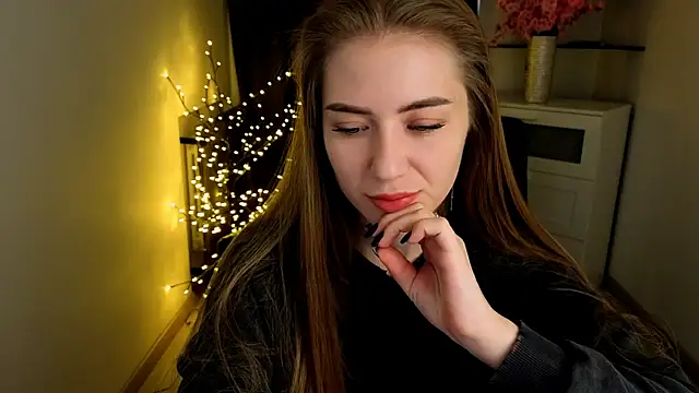 Adelyna Bird online show from March 2026 07:23:01 AM