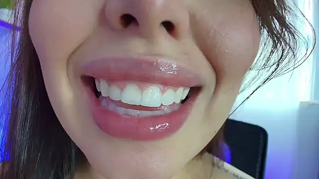 lisbet21x online show from February 2025 07:27:02 PM