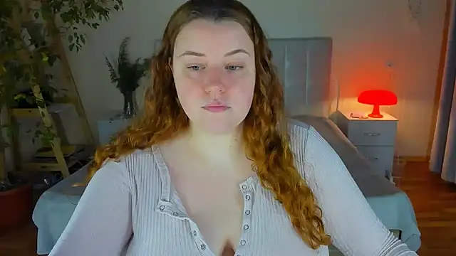 PolinaSalvatore online show from November 2025 05:15:02 PM