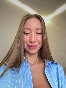 Snapshot of EvaCatt chatting on February 2026 03:38:02 AM EvaCatt online show from February 2026 03:38:02 AM